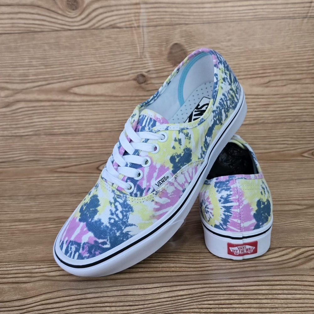 VANS ComfyCush Authentic Tie-Dye Orchid Low Sneaker